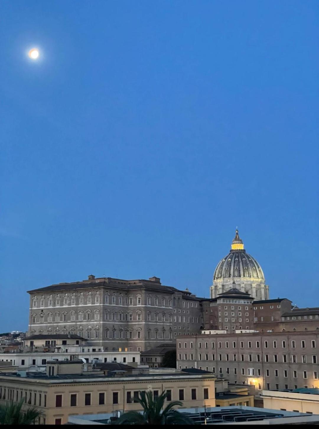 R.C. Vatican View Рим Экстерьер фото