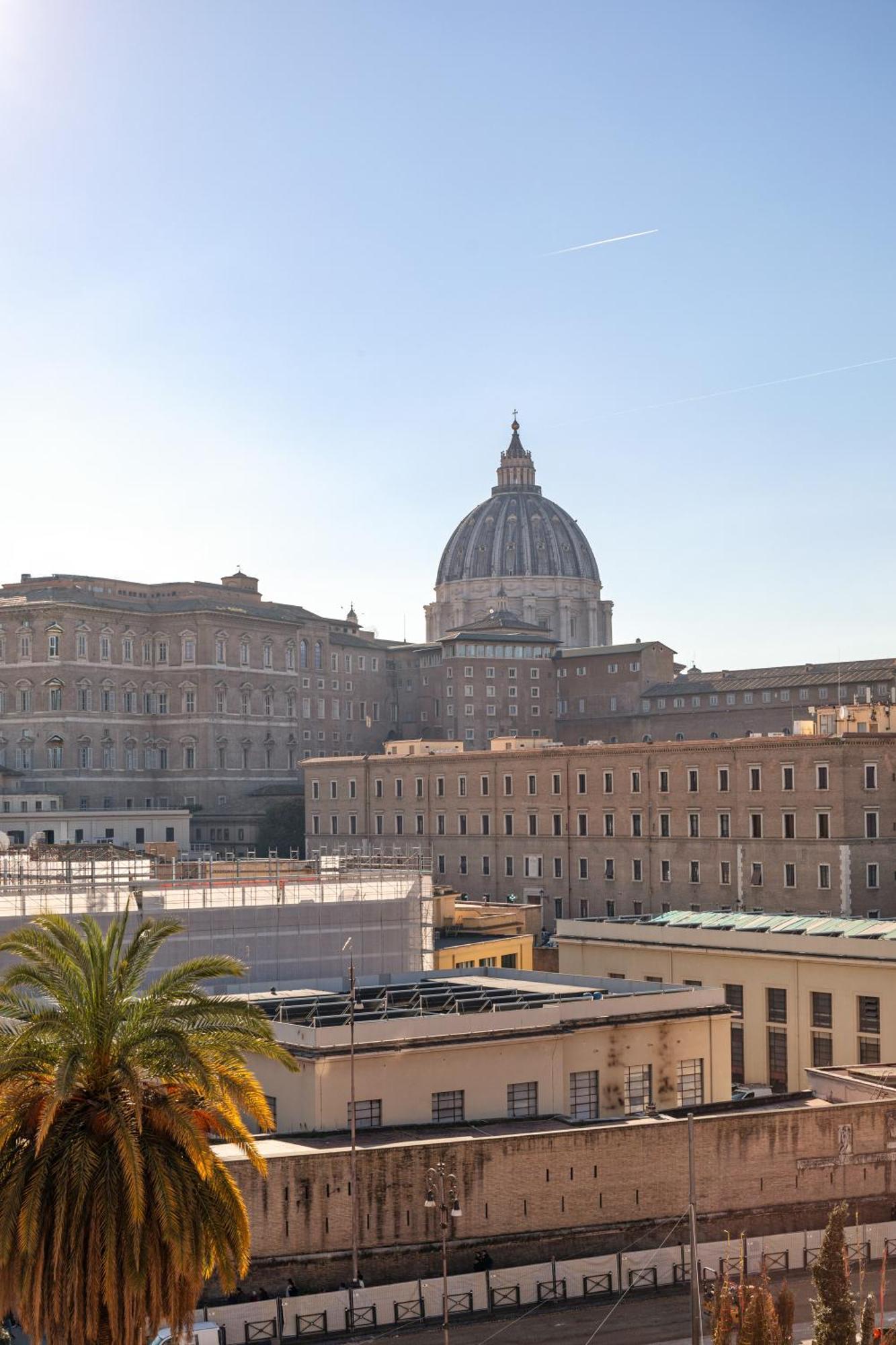 R.C. Vatican View Рим Экстерьер фото